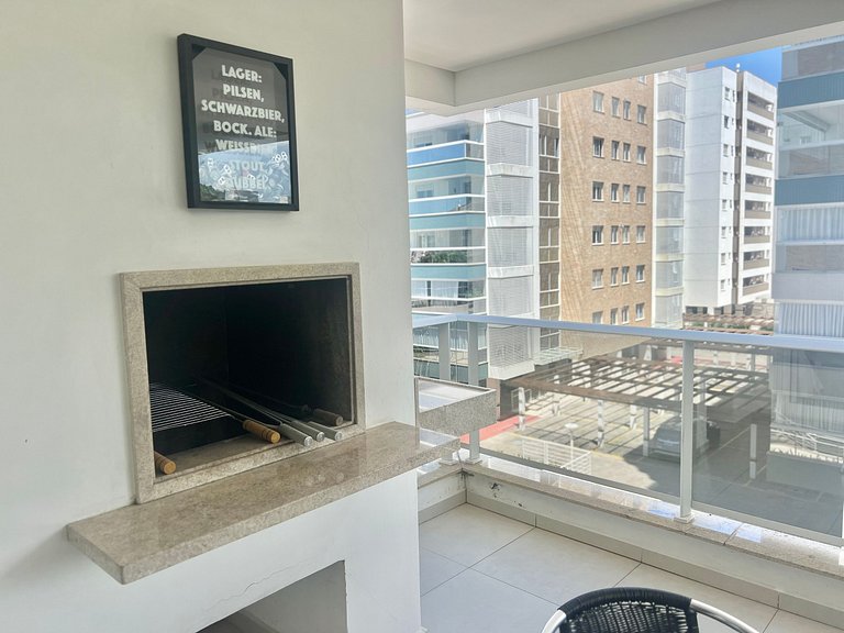 Lindo! Apto com piscina no condomínio - EF01J