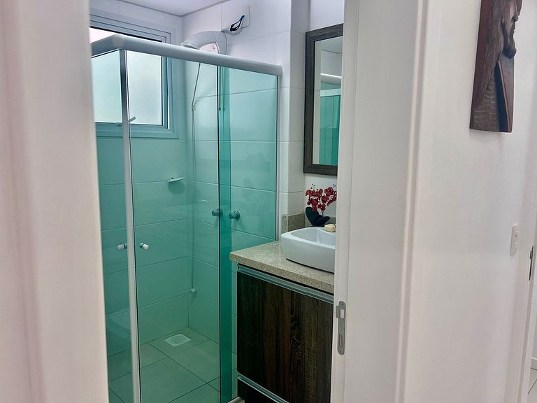 Lindo! Apto com piscina no condomínio - EF01J