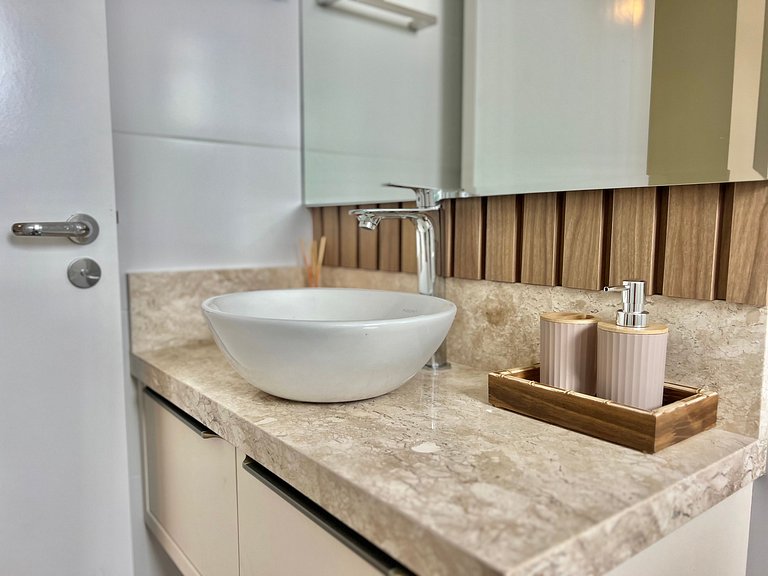 Perfeita! Cobertura com jacuzzi vista mar! - DS02J