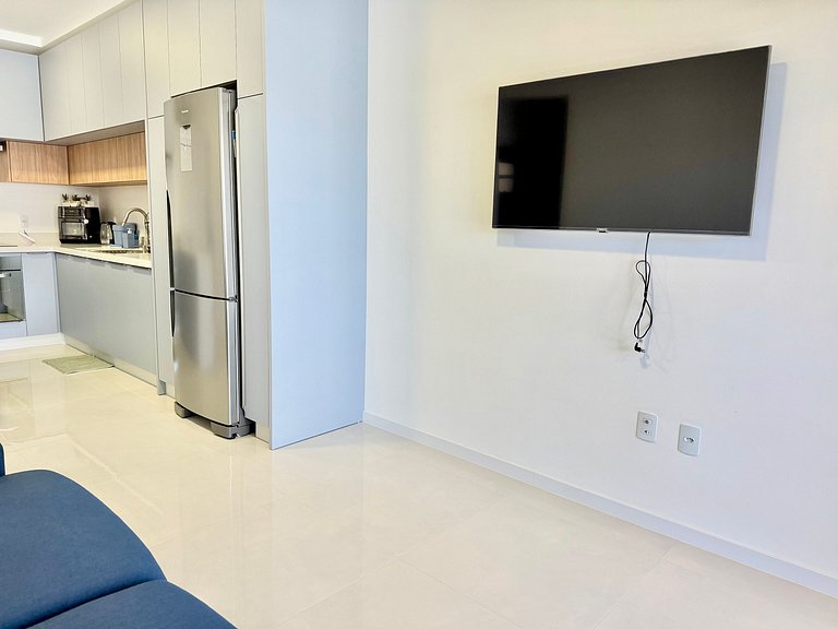 Lindo! Apto com piscina no condomínio! HG02J