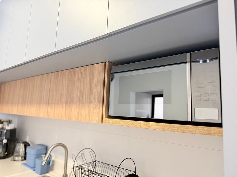 Lindo! Apto com piscina no condomínio! HG02J