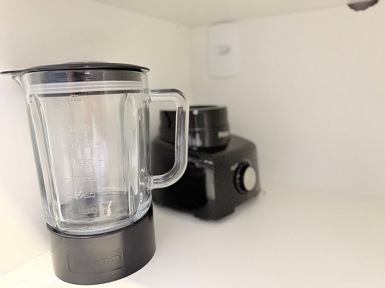 Lindo! Apto com piscina no condomínio! HG02J