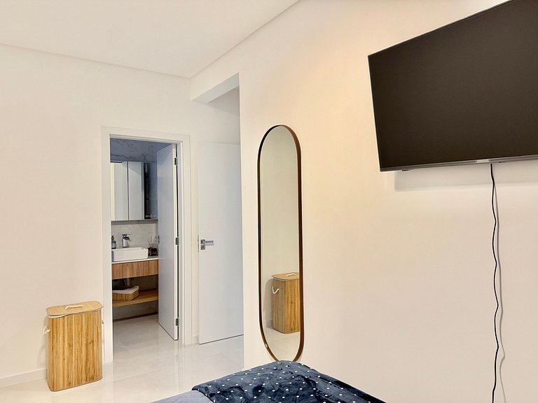 Lindo! Apto com piscina no condomínio! HG02J