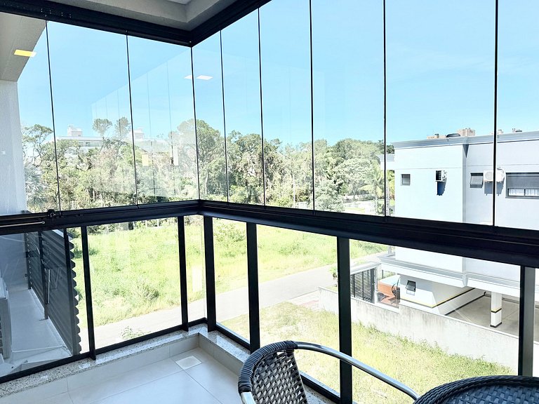 Lindo! Apto com piscina no condomínio! HG02J