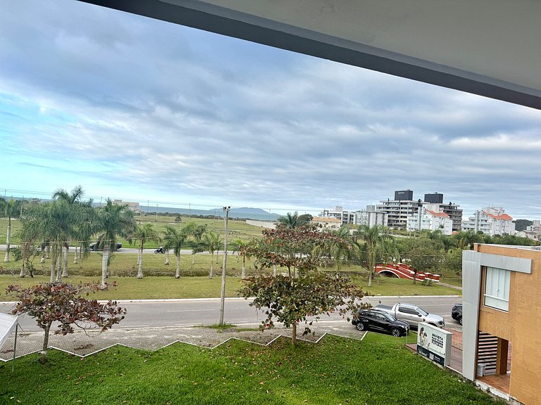 Vista mar! Duplex na praia de Palmas! PQ01I